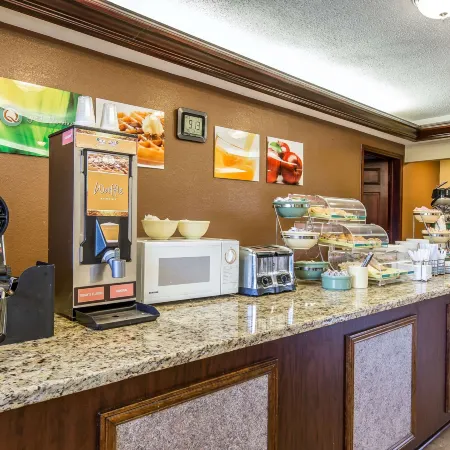 Quality Inn & Suites Macon North