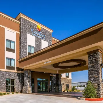 Comfort Inn & Suites Moore - Oklahoma City