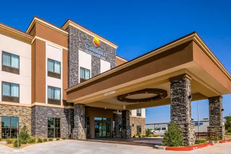 Comfort Inn & Suites Moore - Oklahoma City Отели в г. Мур