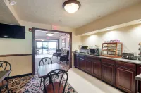 Rodeway Inn & Suites - breakfast