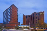 Sheraton Indianapolis Hotel at Keystone Crossing Các khách sạn gần Izakaya Japanese Restaurant