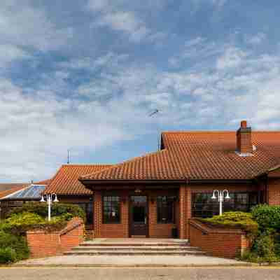 Dragonfly Hotel Colchester Hotel Exterior