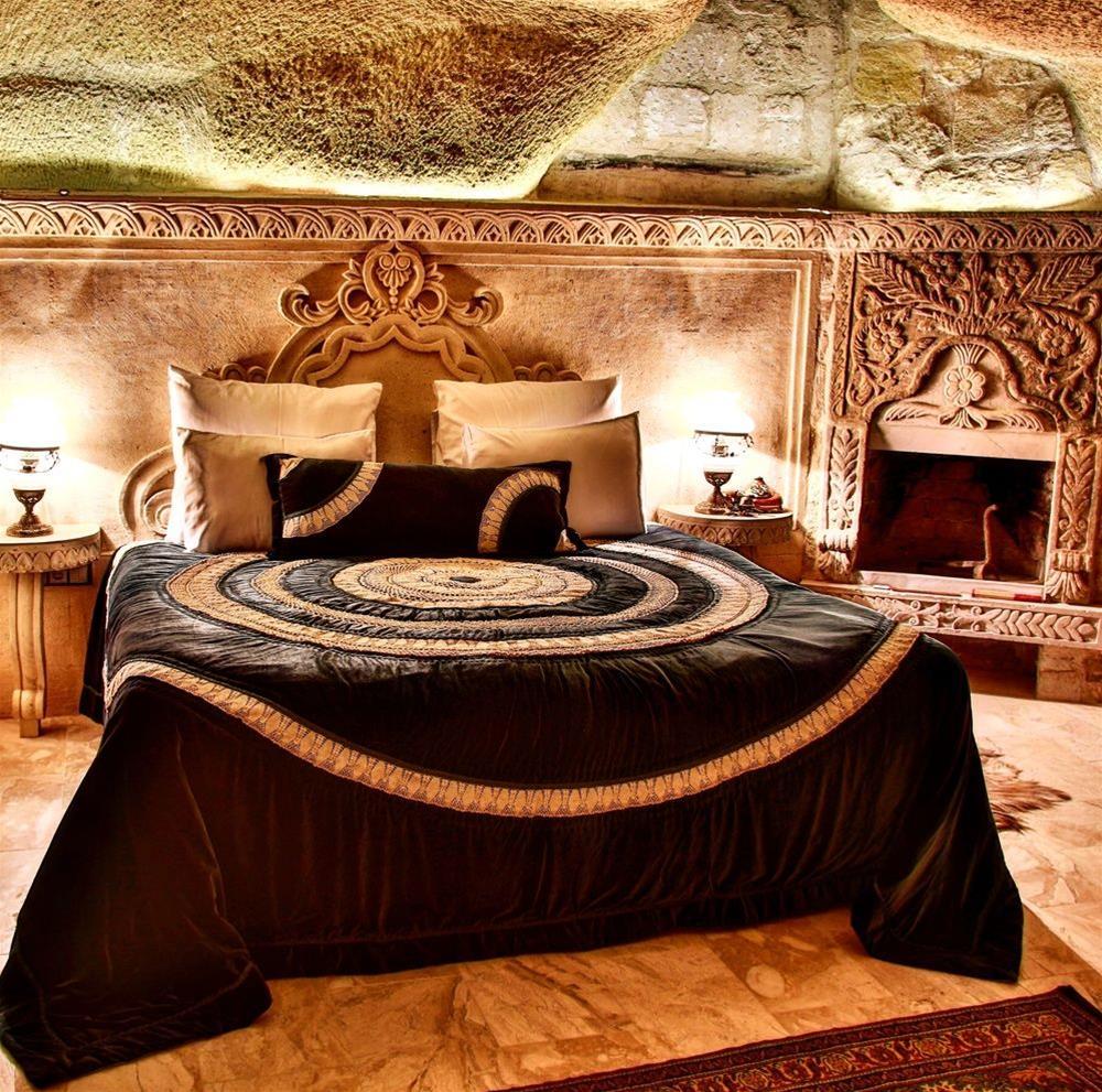 Elika Cave Suites