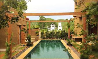 Pranberry Earth - Housity