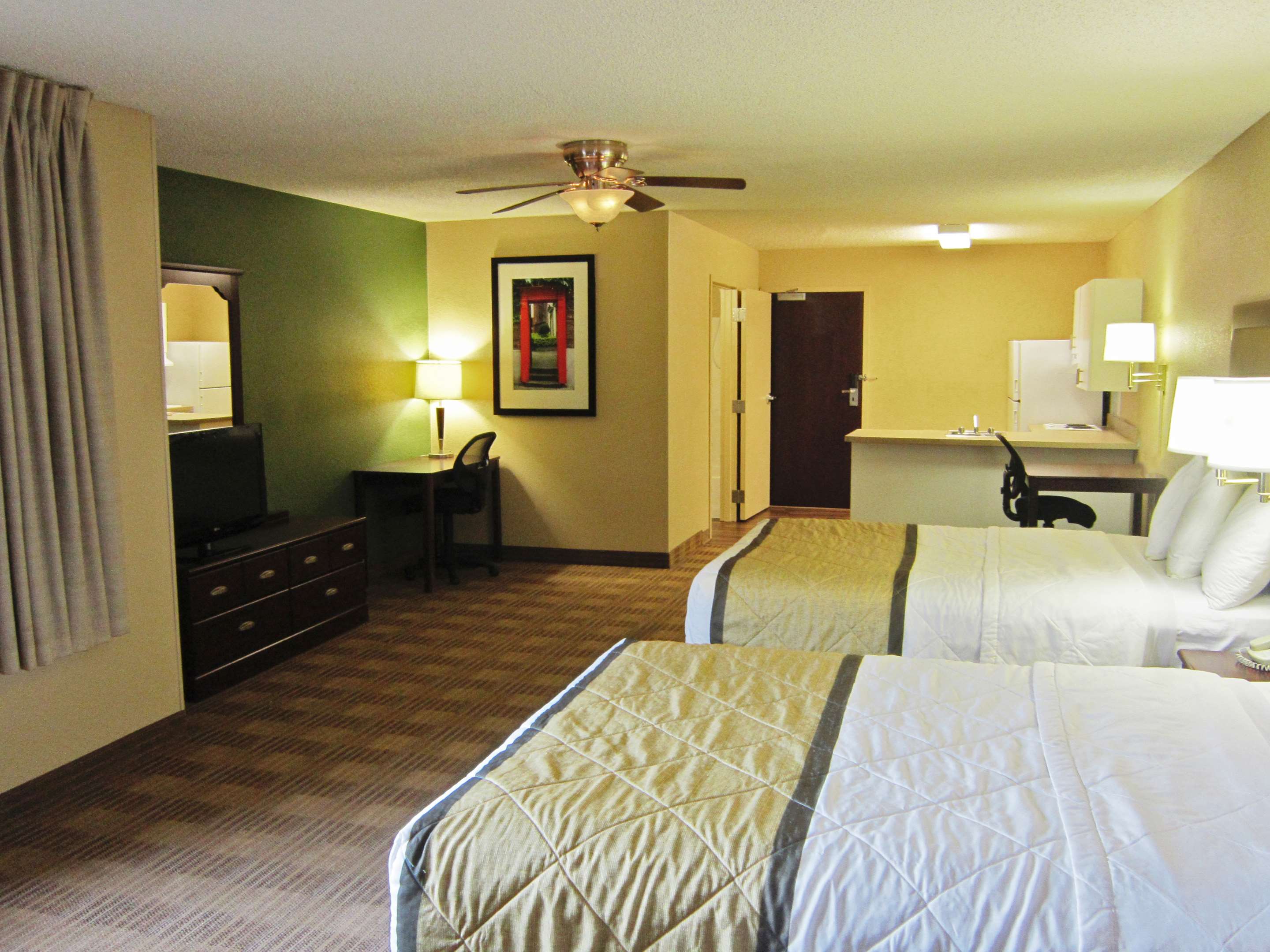 Extended Stay America Suites - Detroit - Sterling Heights