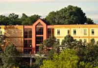 SpringHill Suites Lawrence Downtown Hotels in der Nähe von KU School of Law