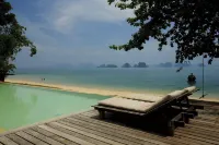Koyao Island Resort - Beach