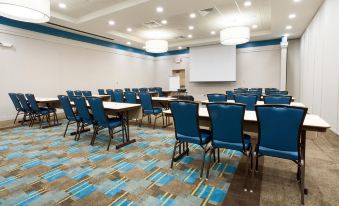 Drury Inn & Suites Grand Rapids