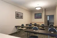 La Quinta Inn & Suites by Wyndham Houma فنادق في بايو كاين