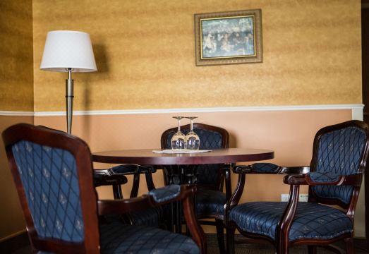 Repotel Henri IV Québec의 객실 이미지