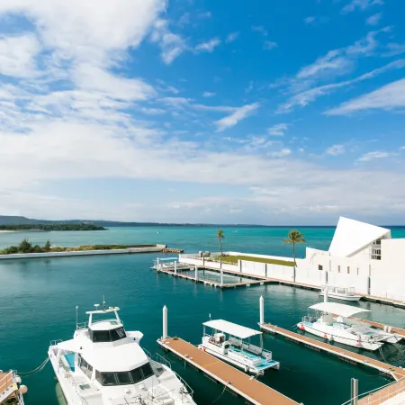 Sheraton Okinawa Sunmarina Resort