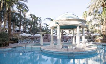 Royal Garden by Isrotel Collection