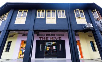 The Hive Singapore Hostel
