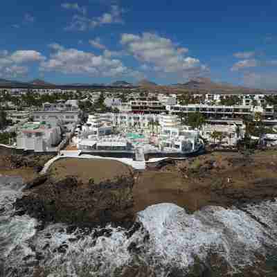 Lani's Suites de Luxe - Adults Only Hotel Exterior