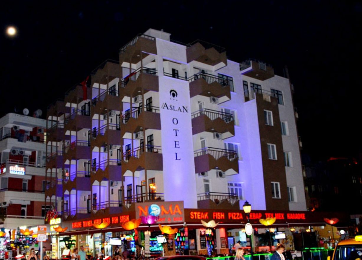 Aslan Hotel