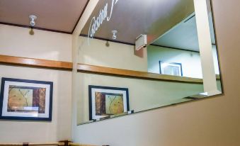 Creston Hotel