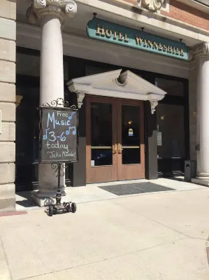 Hotel Winneshiek Hotels in Decorah