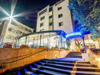 Royal Plaza Hotel Hotels in Kinnerot