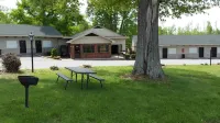 Kentucky Lake Inn Hotels in Calvert City