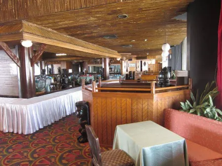 Laleh International Hotel