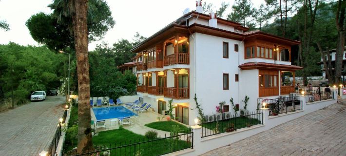 Ayka Hotel Hotels in Ula