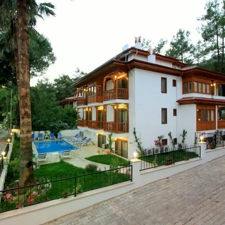Ayka Hotel