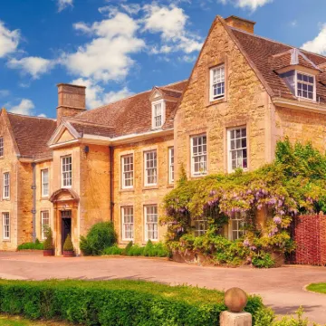 Barton Hall Hotel & Spa Hotels near Kettering Station