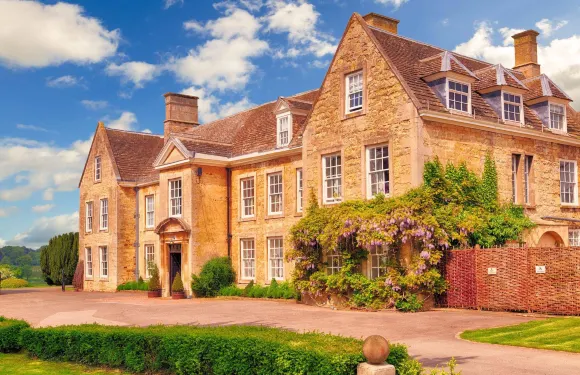 巴頓大廳酒店&温泉