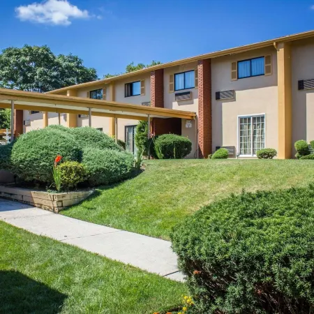 Rodeway Inn Huntington Station - Melville