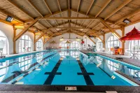 The Aurora Inn Hotel and Event Center Hotels in Twinsburg