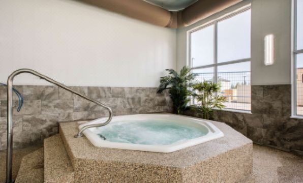 Comfort Inn & Suites