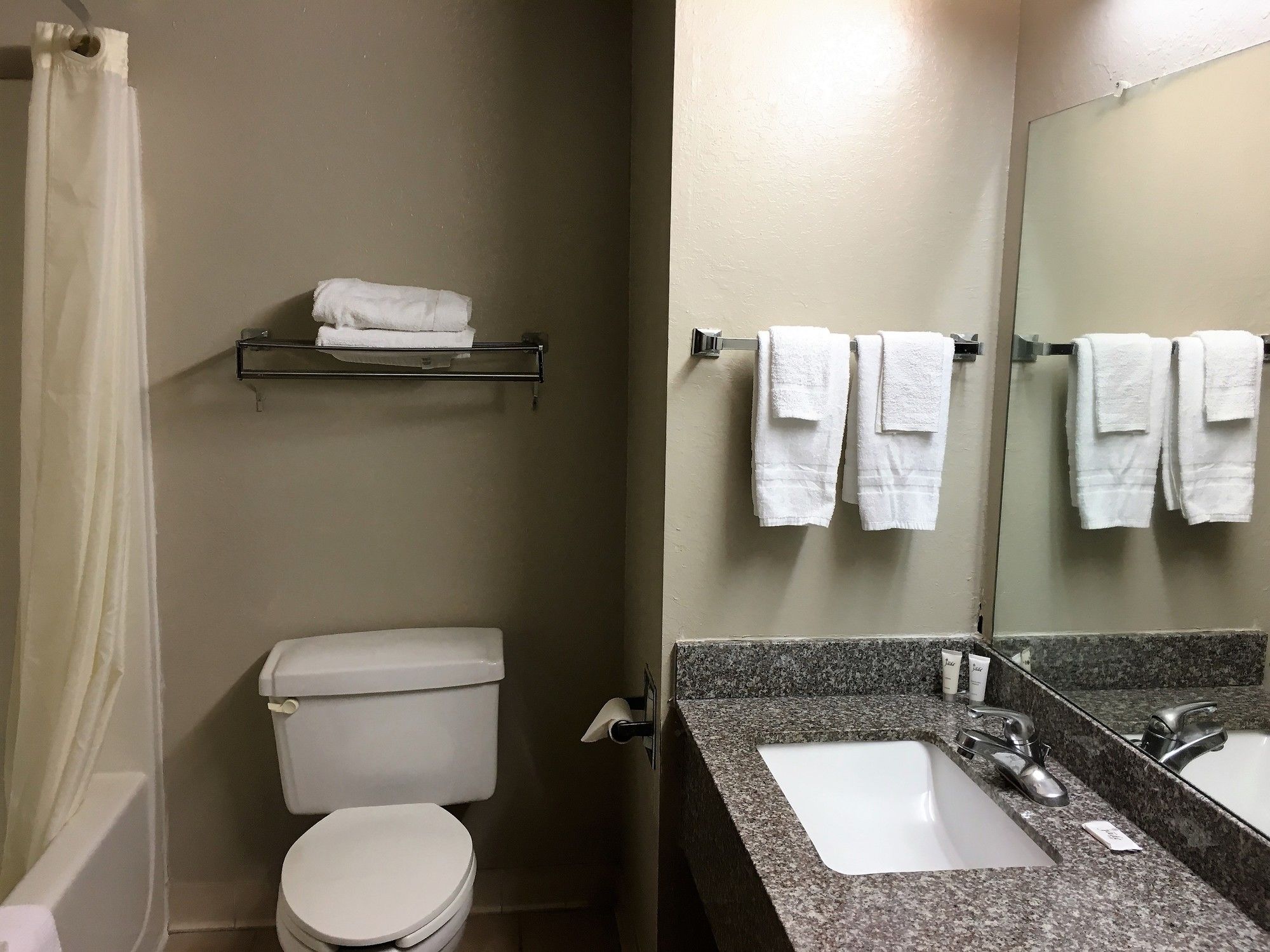 Haven Inn & Suites