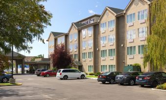 Crystal Inn Hotel & Suites - Salt Lake City