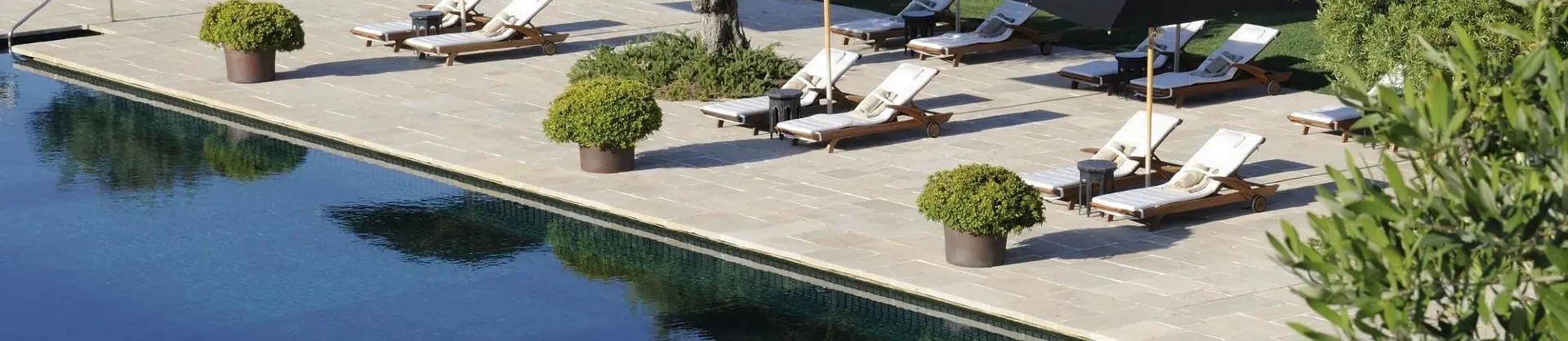 Hotels with Villas