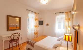 Vanjaka Bed and Breakfast - Housity