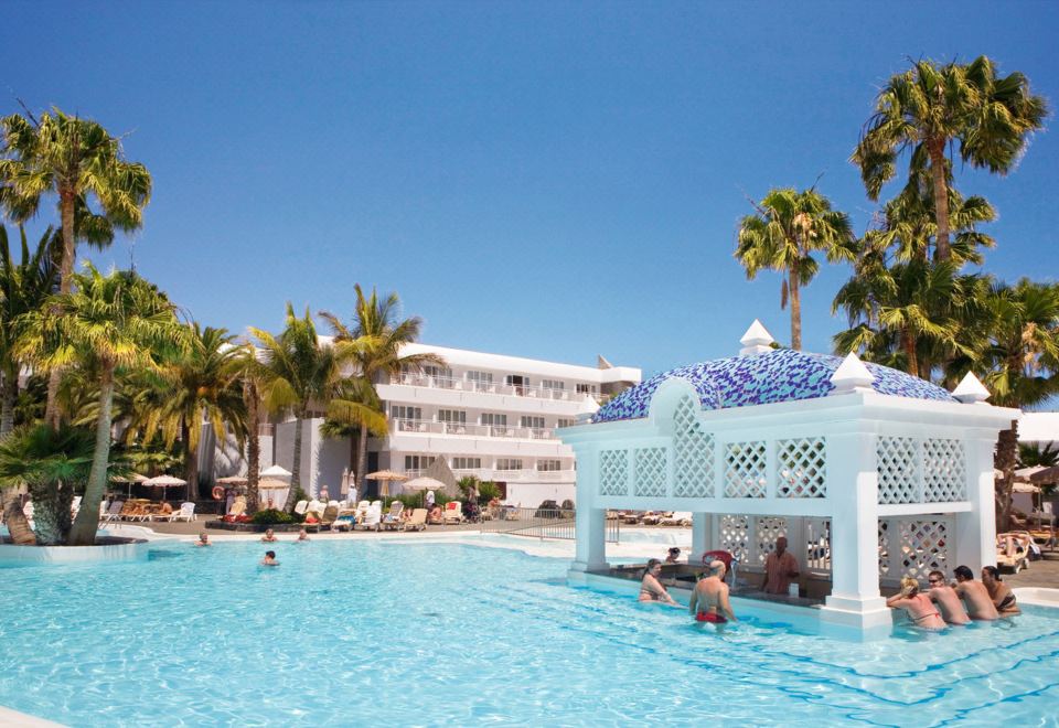 Hotel Riu Paraiso Lanzarote - All Inclusive - Valoraciones de hotel de 4  estrellas en Puerto del Carmen