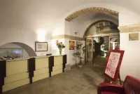 Al Pescatore Hotel & Restaurant