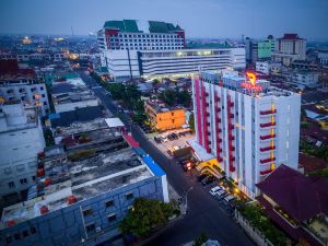 Monoloog Hotel Pekanbaru (Formerly Red Planet Pekanbaru)