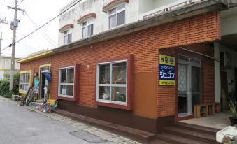 Minshuku Seaside House Dugong