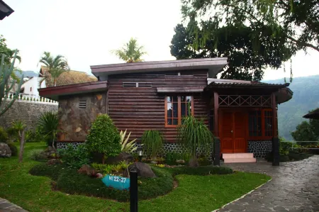 殷娜特拉特斯飯店