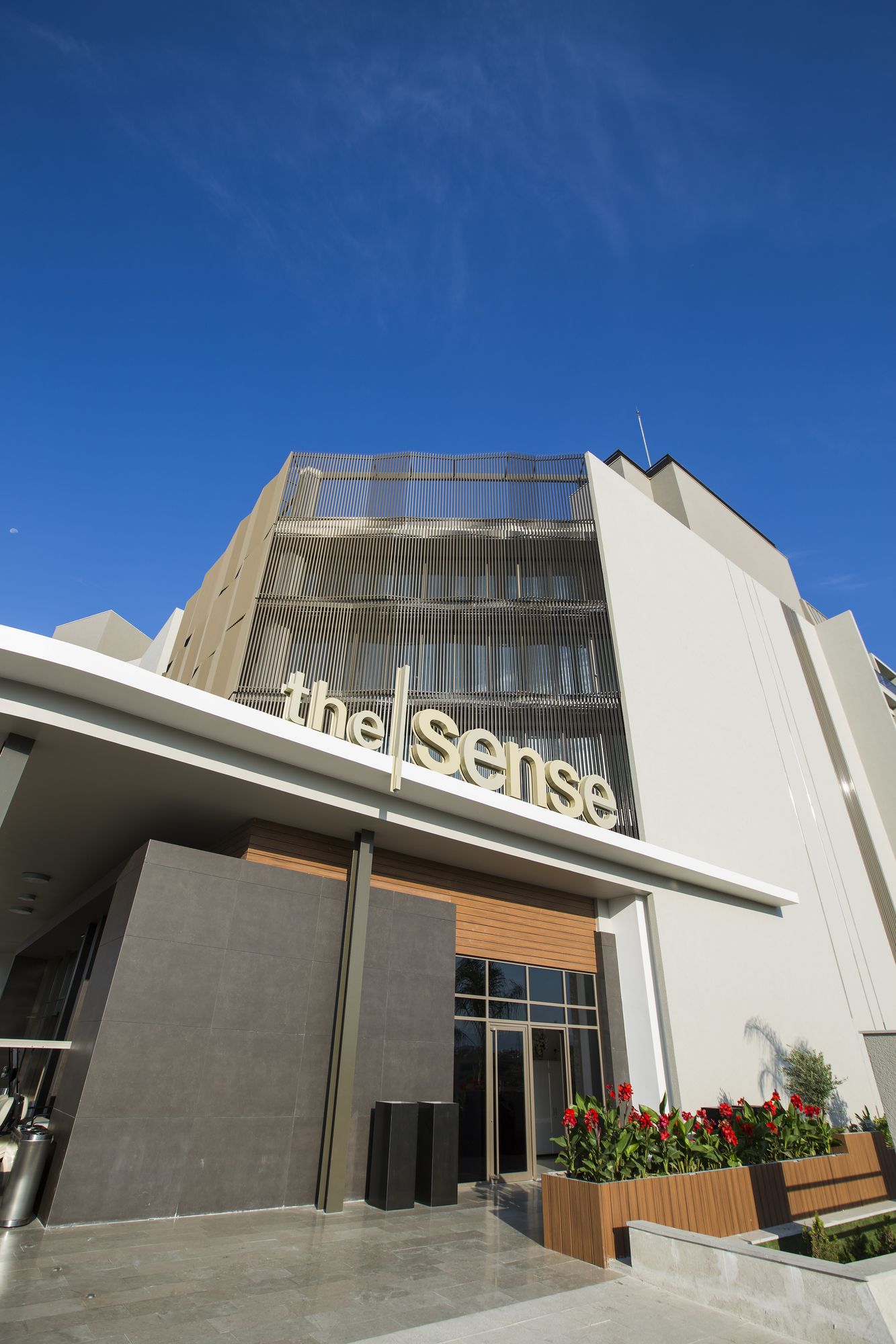 The Sense de Luxe Hotel – All Inclusive