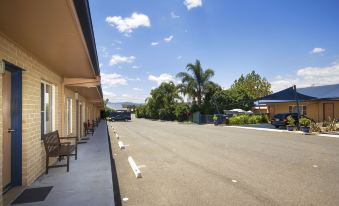Edward Parry Motel and Apartments