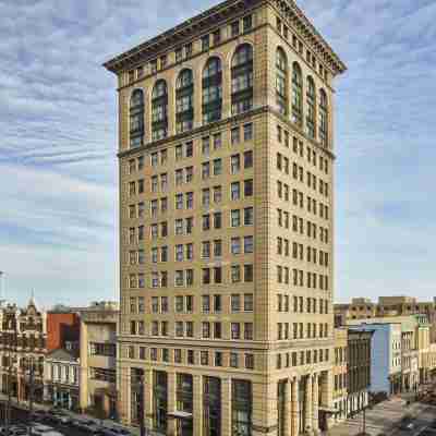 21C Museum Hotel Lexington Hotel Exterior