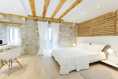 Grgur Ninski Rooms Отели в г. 