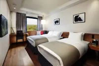 Ramada by Wyndham Gunsan Отели в г. 