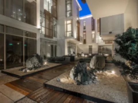 Glenwood City Resort Các khách sạn gần Trường Cao đẳng Hàng hải II