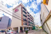 168 Studio Hotel Ubon Ratchathani Hotel in zona Wat Ban Dong Bang