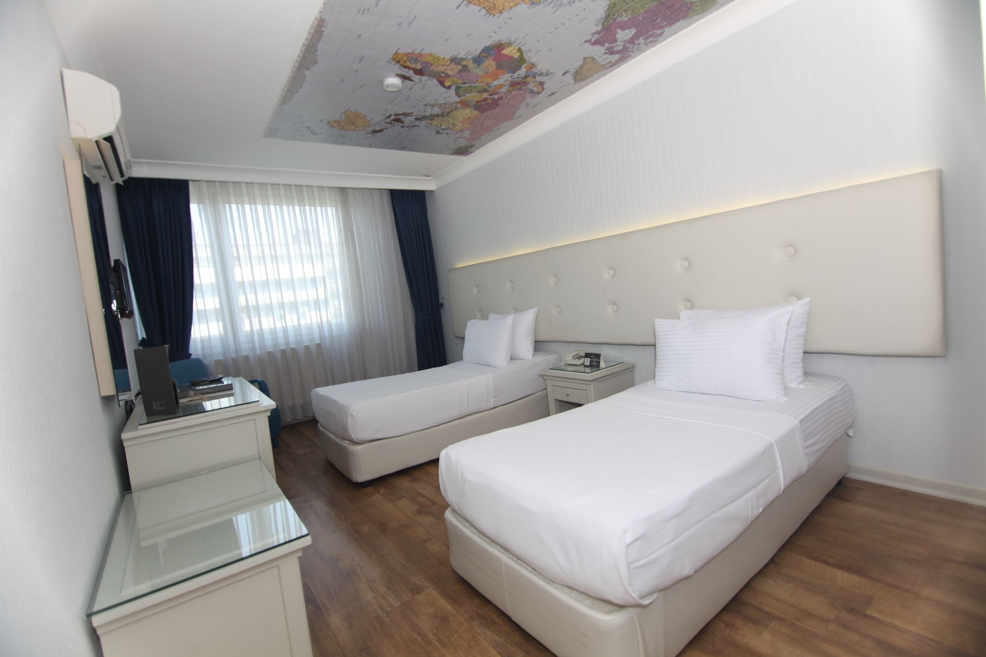 Hotel Etap Mola