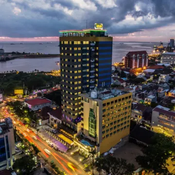 Arthama Hotels Makassar Hotels near Losari Beach