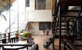 Mountain View GuesthouseChiangmai